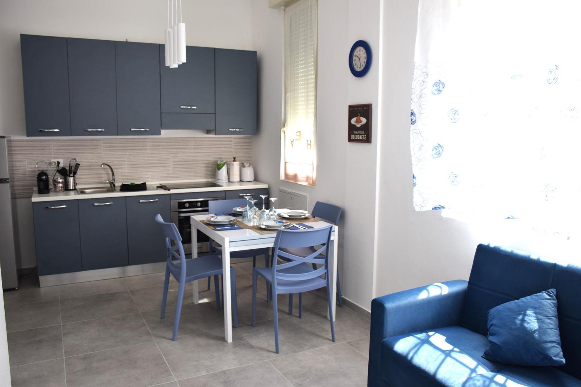 Apartamento La Dimora In Blu Bolonia Exterior foto