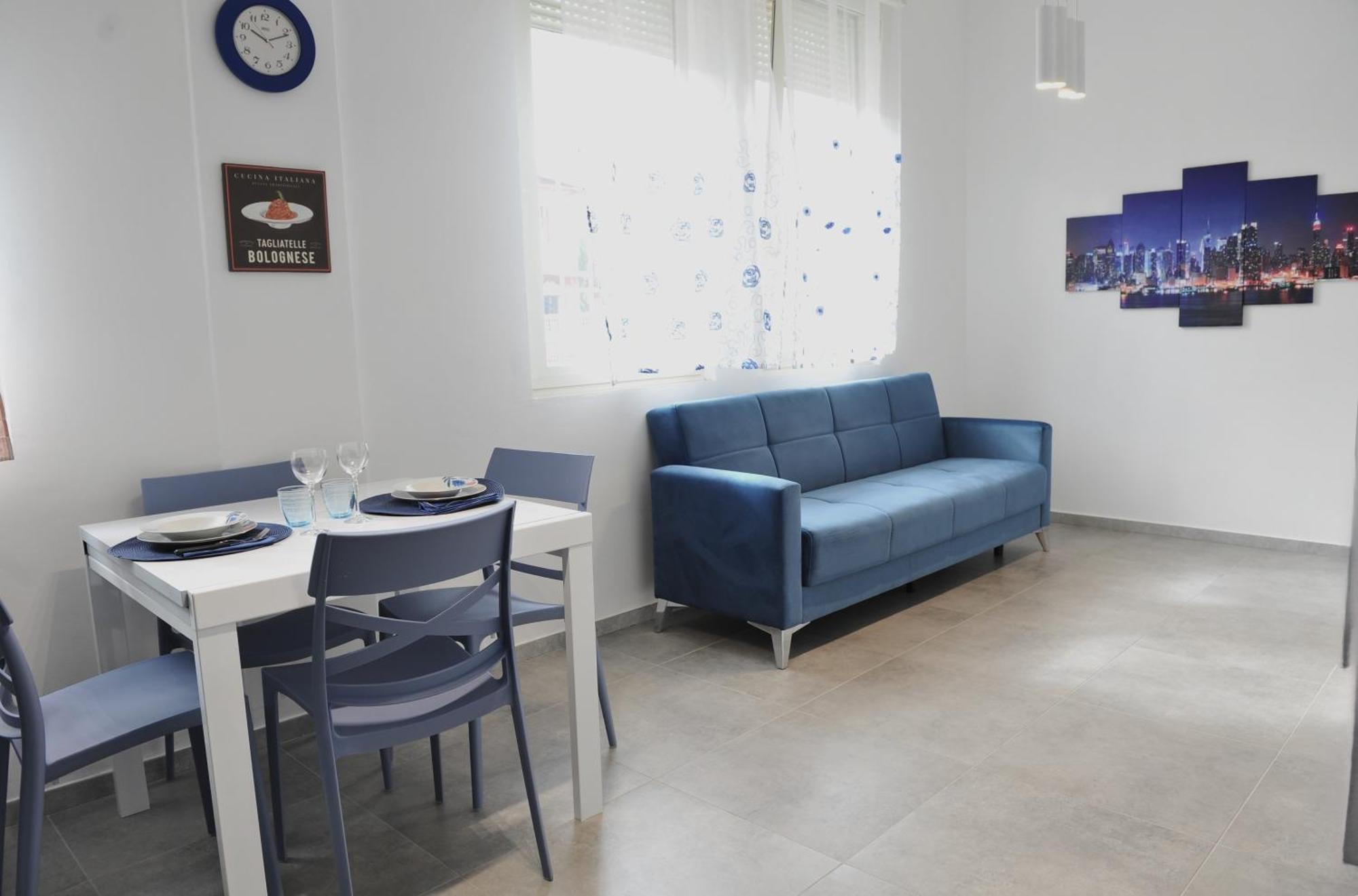 Apartamento La Dimora In Blu Bolonia Exterior foto