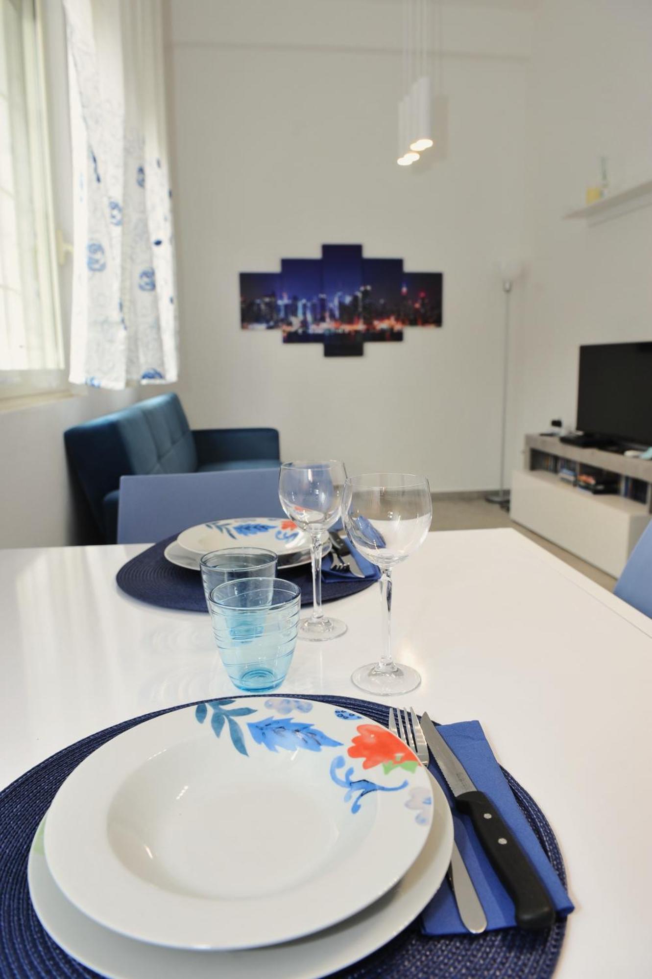Apartamento La Dimora In Blu Bolonia Exterior foto